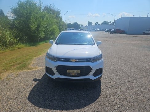 Used 2019 Chevrolet Trax LS w/ Tint and Cruise Package image 8
