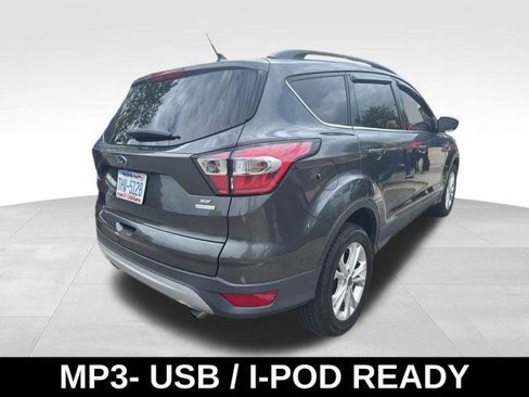 Used 2018 Ford Escape SE w/ SE Sync 3 Package image 4