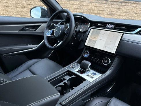 New 2026 Jaguar F-PACE R-Dynamic S image 10