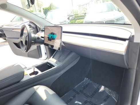 Used 2023 Tesla Model Y Long Range image 23