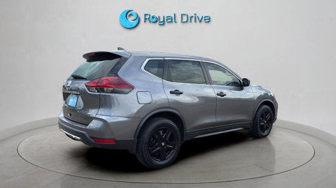 Used 2020 Nissan Rogue S image 6