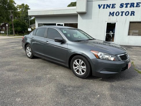 Used 2010 Honda Accord LX-P image 2