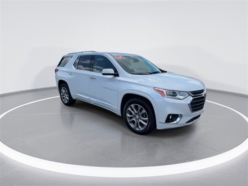 Used 2018 Chevrolet Traverse Premier w/ Driver Confidence II Package image 9