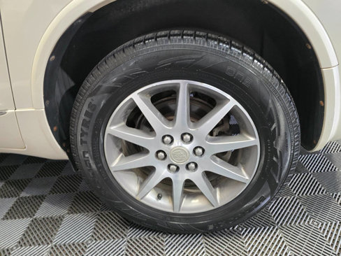 Used 2014 Buick Enclave Leather w/ Trailering Provision Package image 35