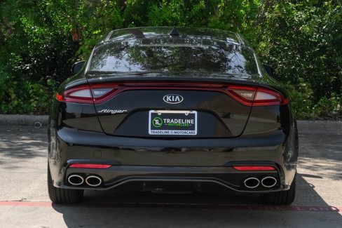 Used 2018 Kia Stinger Premium image 11