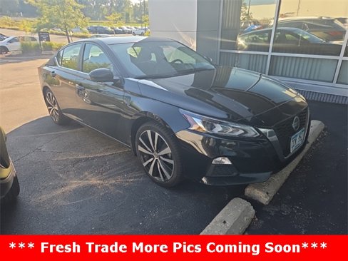 Used 2019 Nissan Altima 2.5 SR w/ SR Premium Package image 2
