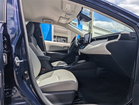 Used 2021 Toyota Corolla LE image 18