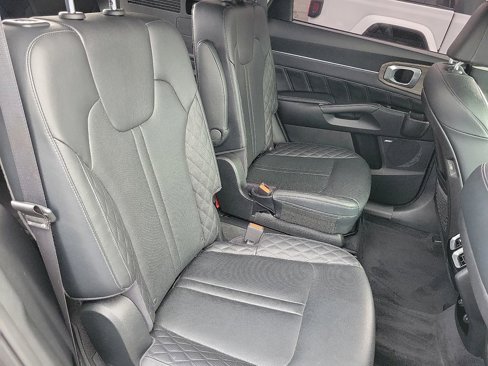Used 2021 Kia Sorento SX Prestige image 18