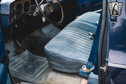 Used 1985 Chevrolet Suburban 2WD image 26