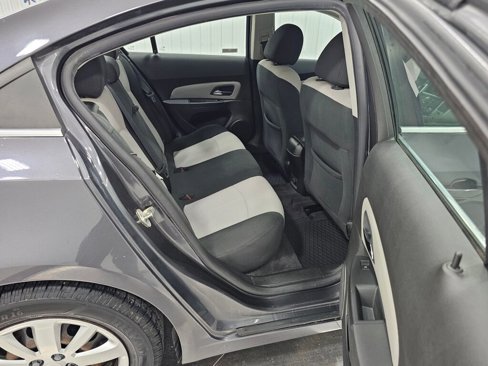 Used 2011 Chevrolet Cruze LS w/ Connectivity Package image 6