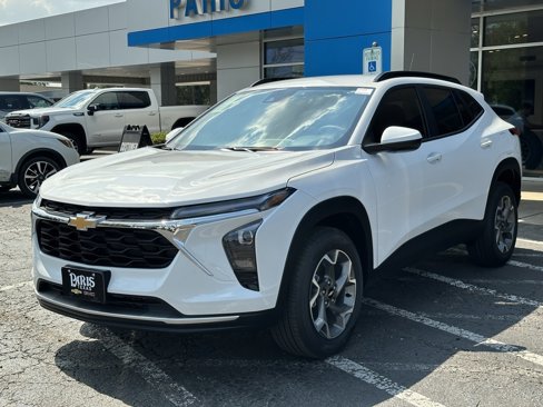 New 2025 Chevrolet Trax LT w/ Driver Confidence Package image 3