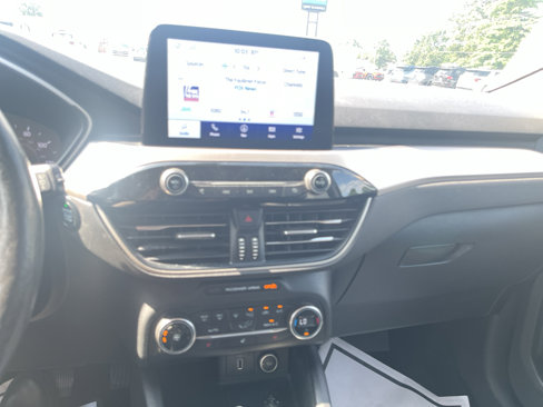 Used 2020 Ford Escape SEL image 14