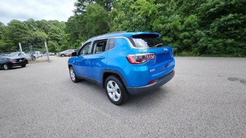 Used 2021 Jeep Compass Latitude w/ Convenience Group image 3
