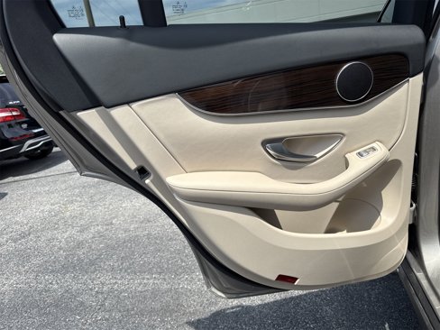 Certified 2021 Mercedes-Benz GLC 300 image 35