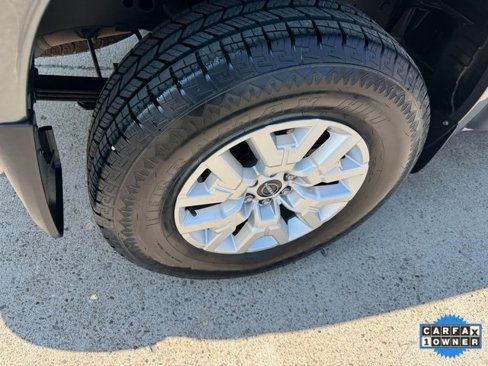 Used 2023 Nissan Frontier SV image 23
