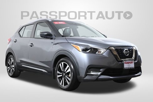 Used 2020 Nissan Kicks SR w/ SR Premium Package image 4