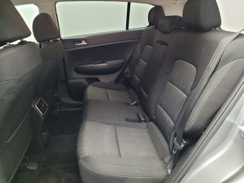 Used 2020 Kia Sportage LX image 18