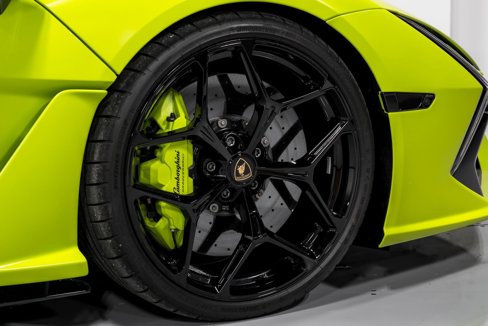 Used 2024 Lamborghini Revuelto image 48