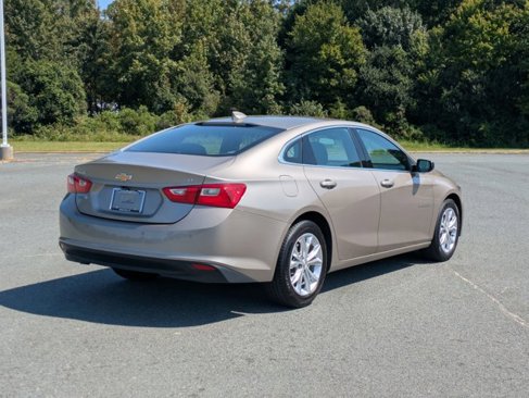 Used 2024 Chevrolet Malibu LT image 4