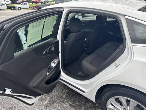 Used 2023 Chevrolet Malibu LT image 10
