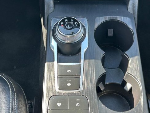 Certified 2022 Ford Escape SEL image 12