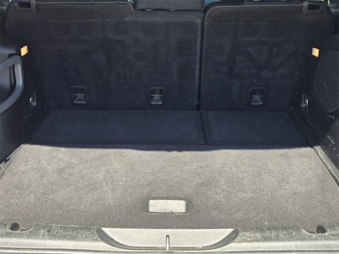 Used 2016 Jeep Cherokee Latitude w/ Safety/Convenience Group image 25
