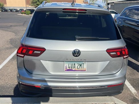 Used 2022 Volkswagen Tiguan SE image 3