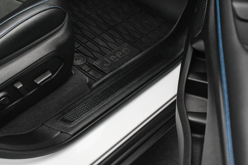 Used 2023 Jeep Grand Cherokee Trailhawk image 49