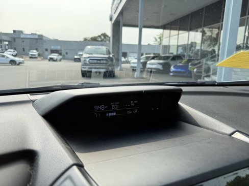 Used 2022 Subaru Crosstrek 2.0i Premium image 18