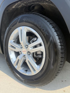 Used 2019 GMC Terrain SLE w/ Driver Convenience Package image 9