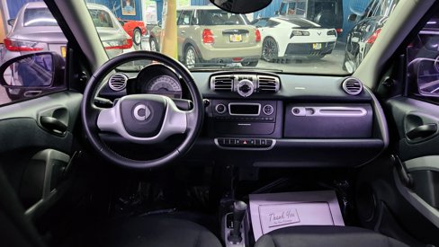 Used 2011 smart fortwo pure image 19