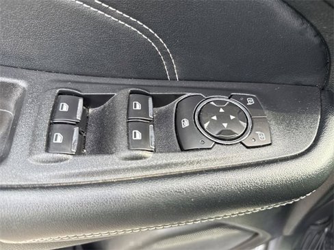 Used 2022 Ford Edge Titanium image 24