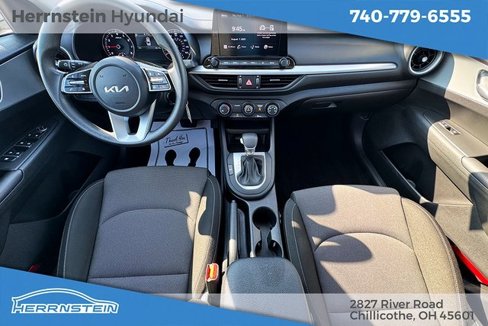 Used 2023 Kia Forte LXS image 12