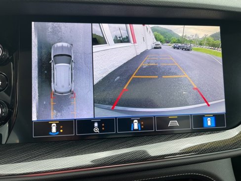 Used 2021 Buick Envision Essence w/ Technology Package I image 28