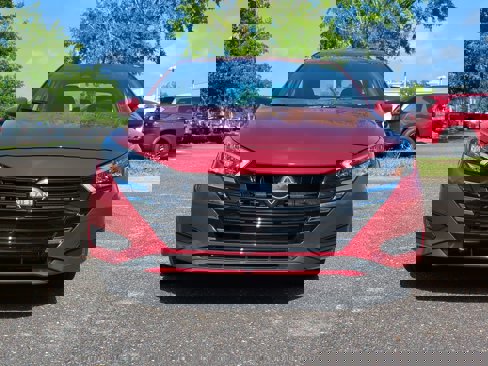 New 2025 Nissan Versa SV w/ Trunk Package image 9