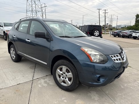 Used 2015 Nissan Rogue S w/ Convenience Package image 1