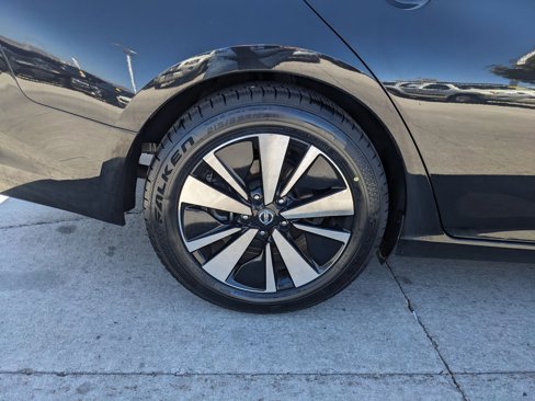 Used 2019 Nissan Altima 2.5 SV image 12