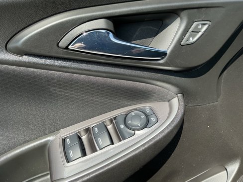 Used 2022 Chevrolet Malibu LT image 58