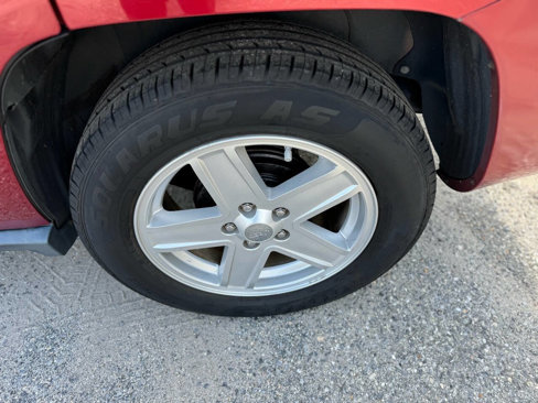 Used 2010 Jeep Compass Sport image 36