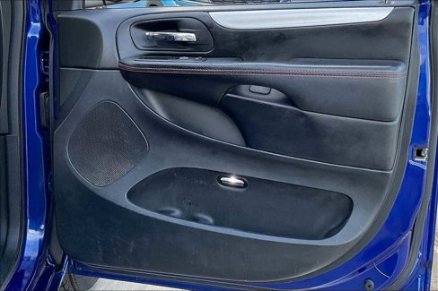 Used 2019 Dodge Grand Caravan GT image 21