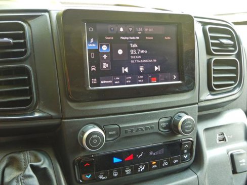 Used 2024 RAM ProMaster 2500 w/ Convenience Group image 23