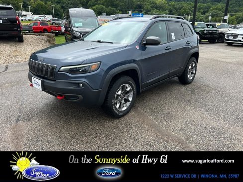 Used 2019 Jeep Cherokee Trailhawk w/ Cold Weather Group image 1