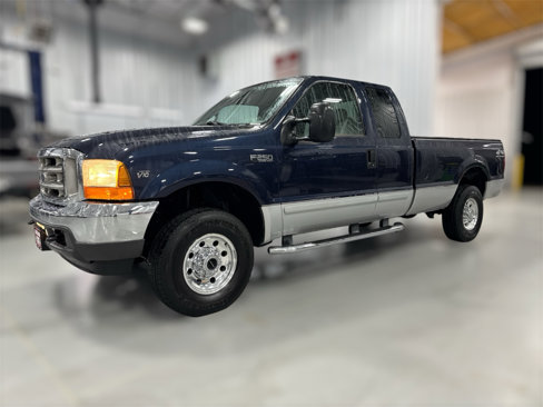 Used 2001 Ford F250 XLT image 1