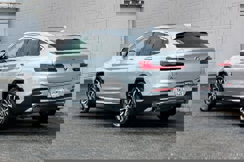 Used 2021 BMW X4 xDrive30i image 7