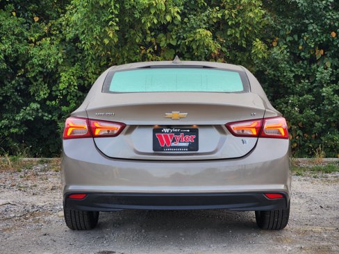 Used 2022 Chevrolet Malibu LT image 18