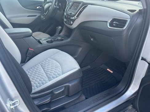 Used 2020 Chevrolet Equinox LS w/ LS Convenience Package image 33