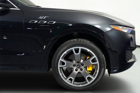 Used 2022 Maserati Levante GT image 7