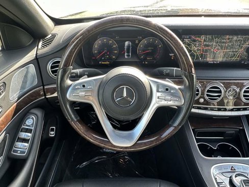 Used 2019 Mercedes-Benz S 560 4MATIC Sedan image 19