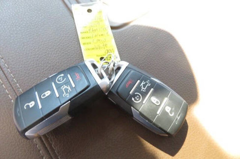 Used 2019 RAM 1500 Laramie image 27