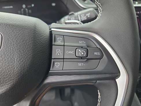New 2025 Jeep Grand Cherokee L Laredo w/ Luxury Tech Group I image 23